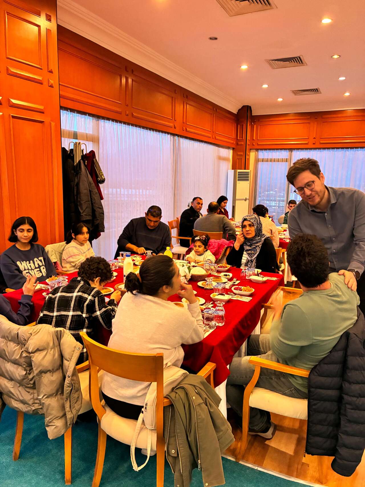 EMŞAV’dan Görkemli İftar Yemeği 8